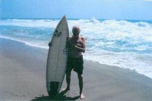 ED Peffer - surfing at 84 - That's 'Hootzpah'
