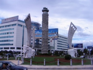 Elaborate statue at entrance to airport, but no one could explain it's meaning or history